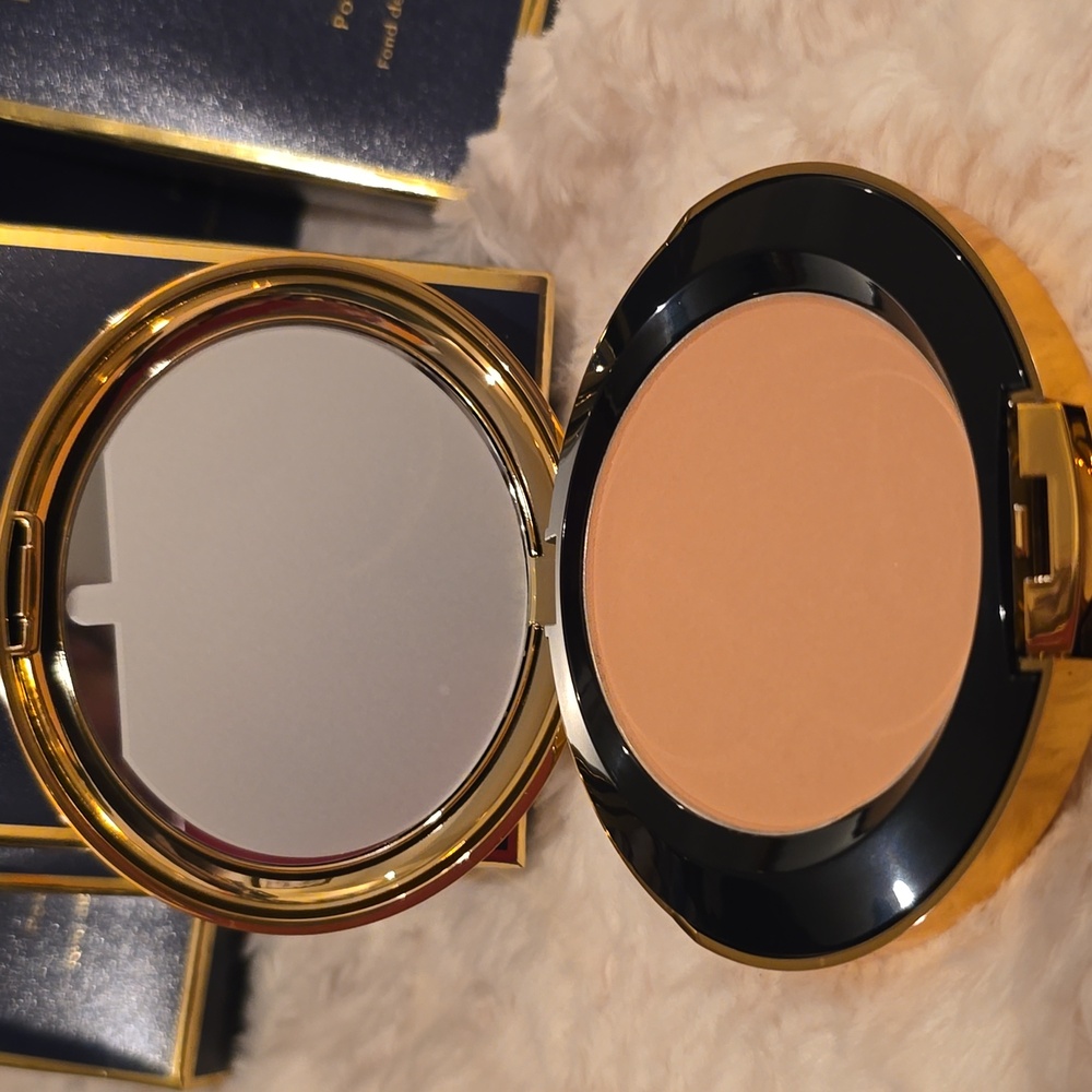 RELEVANT BRAND WOMEN'S COMPACT POWDER FOUNDATION SHADE GRACE 25